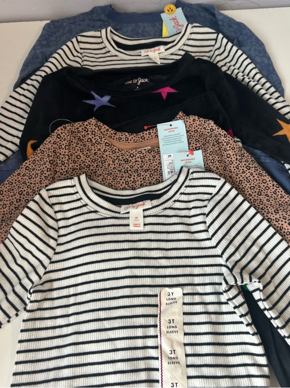 4T NWT/NWOT KIDS CLOTHING BUNDLE